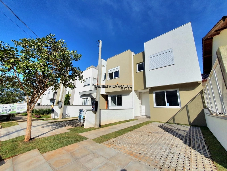 Sobrado em bairro planejado: 1ª foto da galeria de imagens do imóvel
