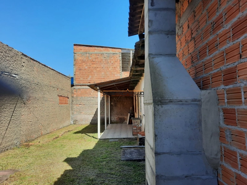 CASA 4 DORMITORIOS - MAGISTERIO: 3ª foto da galeria de imagens do imóvel