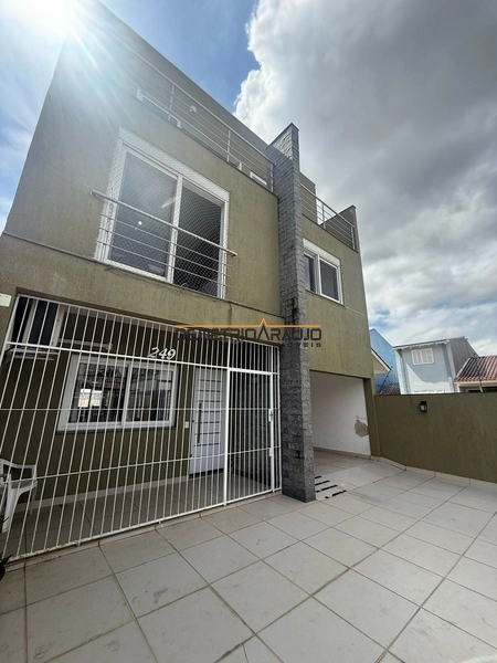 Sobrado com 4 Quartos e 4 banheiros à Venda, 289 m² Porto Verde: 3ª foto da galeria de imagens do imóvel