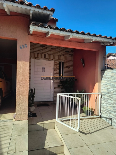 Belo sobrado: 3ª foto da galeria de imagens do imóvel