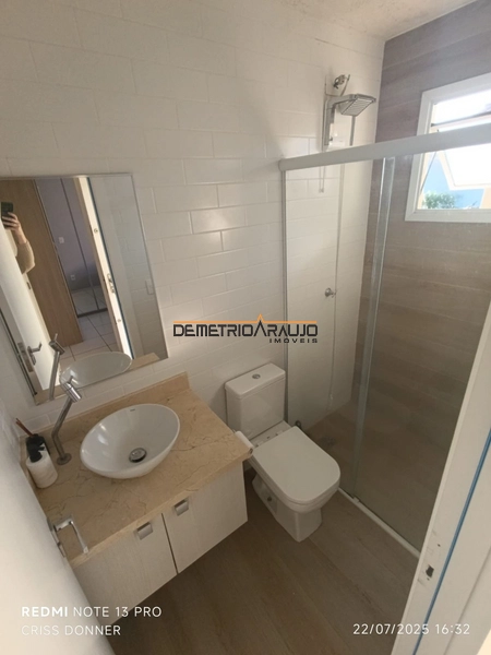 Casa de dois dormitórios: 2ª foto da galeria de imagens do imóvel