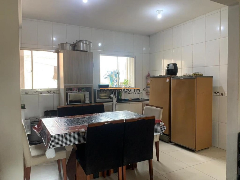 Casa com 100m², 2 Dormitórios e Poço Artesiano: 2ª foto da galeria de imagens do imóvel