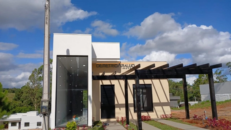 Casa em condomínio fechado com 3 quartos, na Estrada Caminho do meio: 2ª foto da galeria de imagens do imóvel