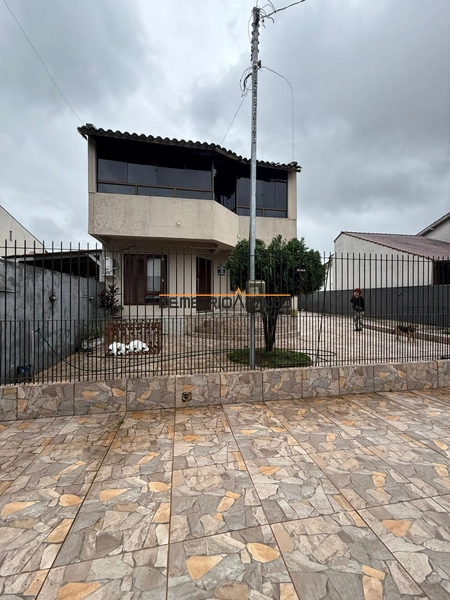 SOBRADO AMPLO E ESPAÇOSO – BAIRRO PORTO VERDE: 1ª foto da galeria de imagens do imóvel