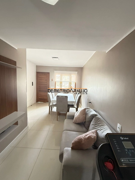 O sobrado está localizado no bairro Jardim Algarve tem 83 metros quadr: 6ª foto da galeria de imagens do imóvel