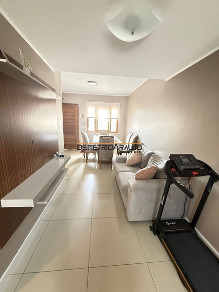 O sobrado está localizado no bairro Jardim Algarve tem 83 metros quadr: 13ª foto da galeria de imagens do imóvel