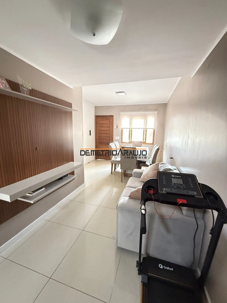 O sobrado está localizado no bairro Jardim Algarve tem 83 metros quadr: 19ª foto da galeria de imagens do imóvel