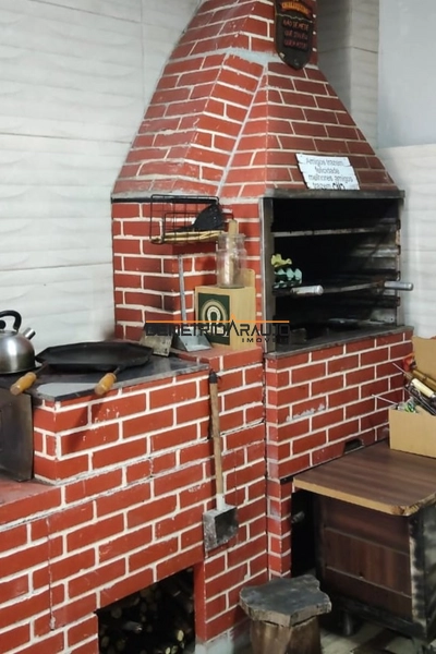 Casa próxima à Av. Zero Hora com 3 dormitórios: 7ª foto da galeria de imagens do imóvel