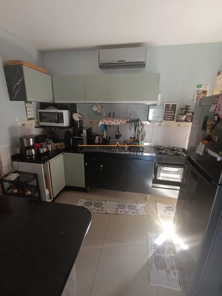 Casa próxima à Av. Zero Hora com 3 dormitórios: 3ª foto da galeria de imagens do imóvel