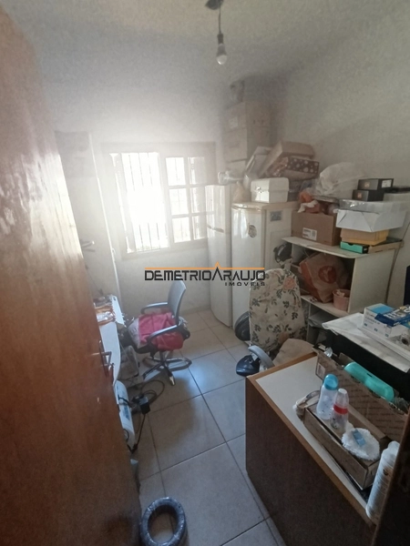 Casa próxima à Av. Zero Hora com 3 dormitórios: 12ª foto da galeria de imagens do imóvel