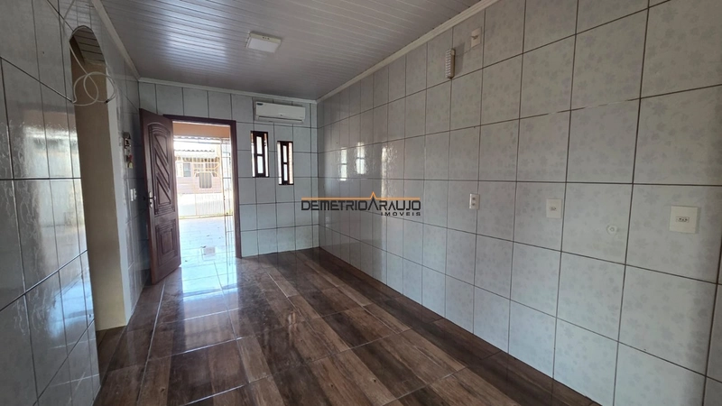 Casa com 2 dormitórios: 3ª foto da galeria de imagens do imóvel