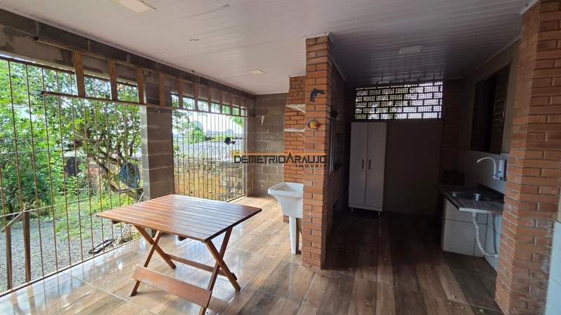 Casa com 2 dormitórios: 13ª foto da galeria de imagens do imóvel