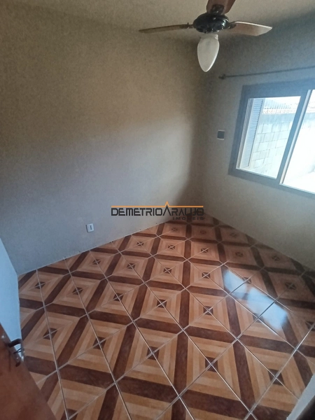 Casa com 2 dormitórios: 10ª foto da galeria de imagens do imóvel