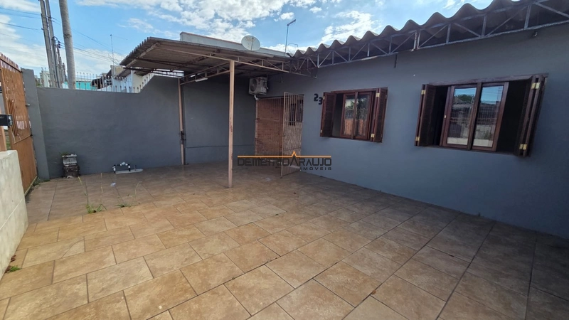 Casa com 2 dormitórios: 2ª foto da galeria de imagens do imóvel