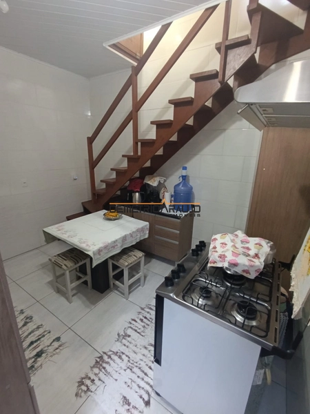 Casa 3 dormitorios coruja: 5ª foto da galeria de imagens do imóvel