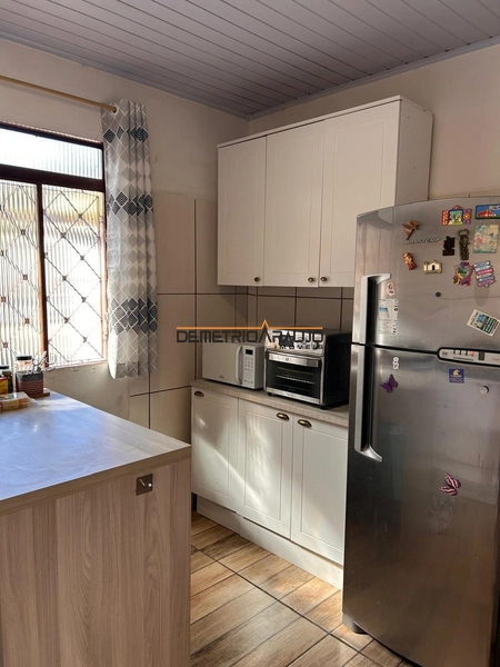 Casa 03 dormitórios 1 suite: 5ª foto da galeria de imagens do imóvel