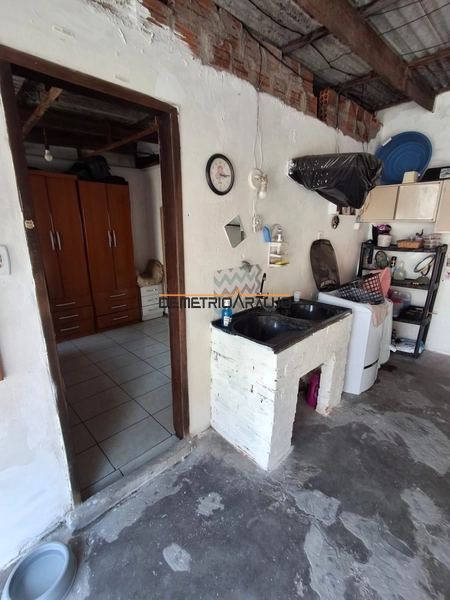 Casa com possibilidade de moradia, reforma ou para construção!: 12ª foto da galeria de imagens do imóvel