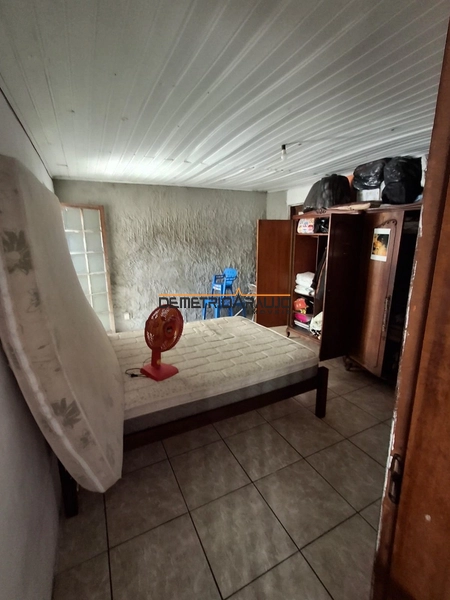 Casa com possibilidade de moradia, reforma ou para construção!: 14ª foto da galeria de imagens do imóvel