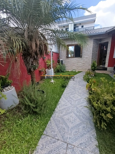 Casa 2 Dormitorios: 2ª foto da galeria de imagens do imóvel