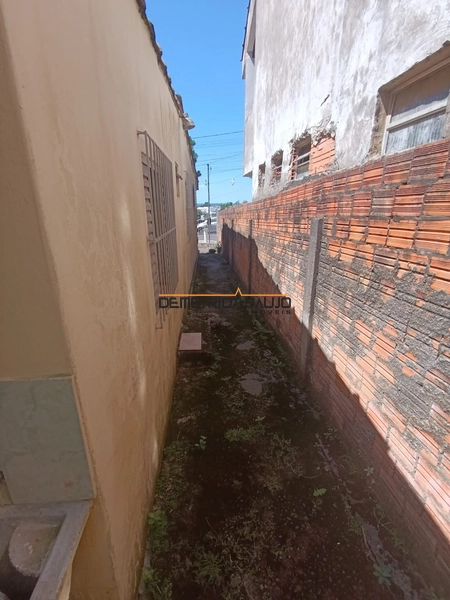 Casa 3 Dormitorios: 12ª foto da galeria de imagens do imóvel