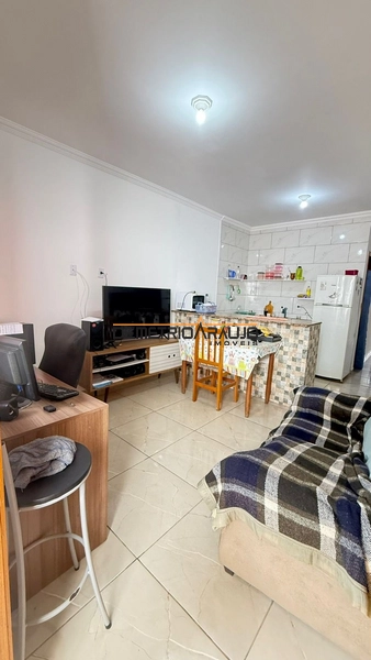 Casa de 2 dormitórios no Porto verde: 3ª foto da galeria de imagens do imóvel