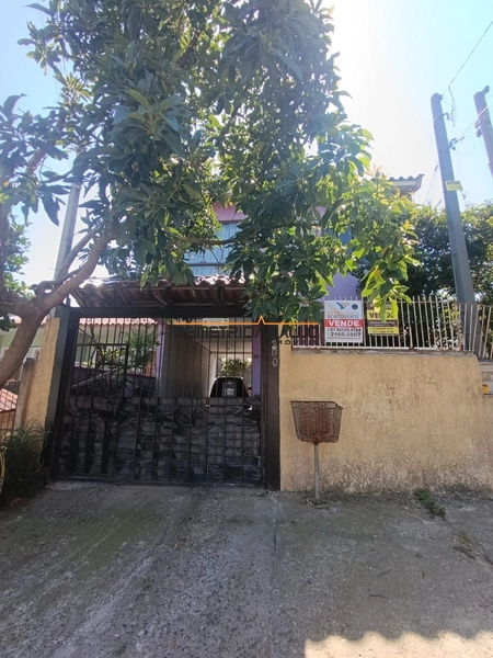 2 Casas à Venda no Bairro Jardim Algarve: 2ª foto da galeria de imagens do imóvel