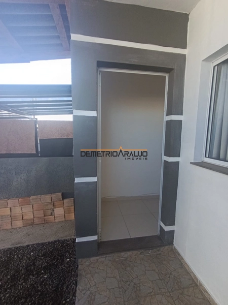 Otima Casa 2 Dormitórios: 2ª foto da galeria de imagens do imóvel