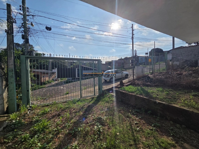 Casa 2 dormitorios: 3ª foto da galeria de imagens do imóvel