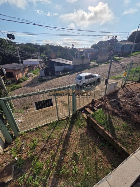 Casa 2 dormitorios: 2ª foto da galeria de imagens do imóvel