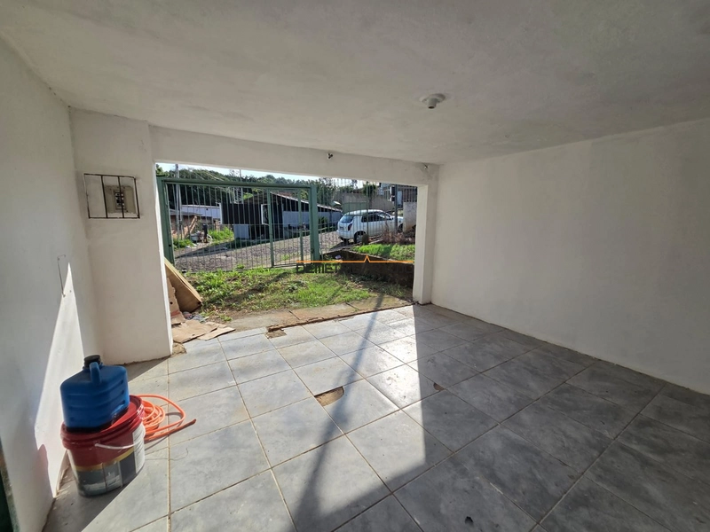 Casa 2 dormitorios: 4ª foto da galeria de imagens do imóvel