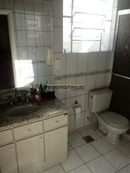Sobrado enorme bem localizado: 16ª foto da galeria de imagens do imóvel