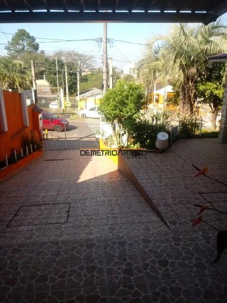 Sobrado enorme bem localizado: 2ª foto da galeria de imagens do imóvel