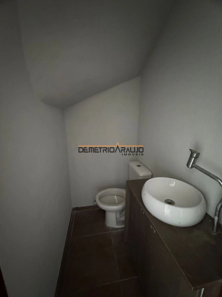 Sobrado diferenciado: 3ª foto da galeria de imagens do imóvel