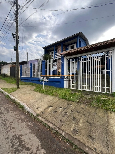Sobrado com 3 dormitórios sendo uma suíte/Aparecida em Alvorada: 2ª foto da galeria de imagens do imóvel