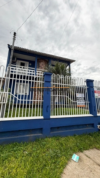 Sobrado com 3 dormitórios sendo uma suíte/Aparecida em Alvorada: 1ª foto da galeria de imagens do imóvel