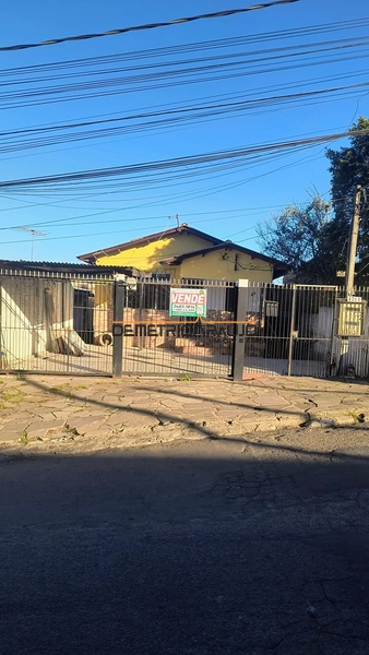Quatro casas pelo valor de uma: 2ª foto da galeria de imagens do imóvel
