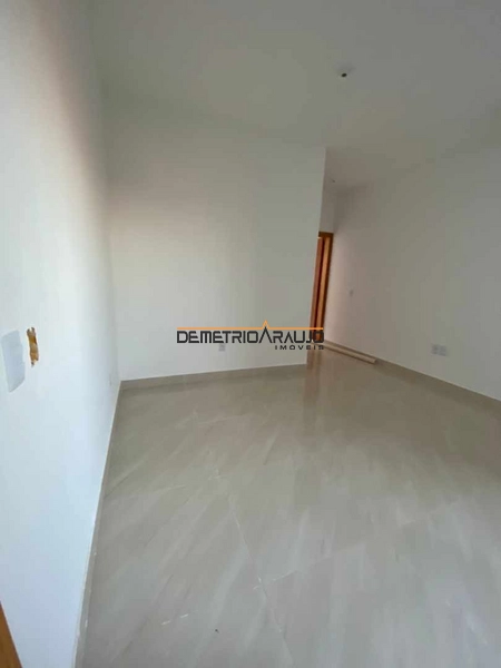 APARTAMENTO DE 1 DORMITÓRIO COM PATIO: 3ª foto da galeria de imagens do imóvel