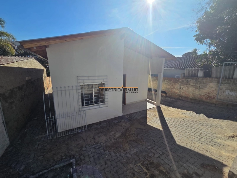 CASA AVENIDA TIRADENTES: 3ª foto da galeria de imagens do imóvel