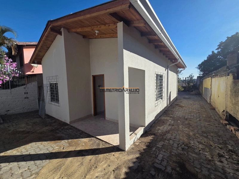 CASA AVENIDA TIRADENTES: 1ª foto da galeria de imagens do imóvel
