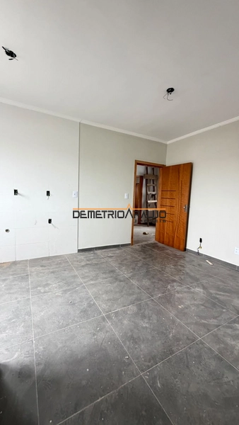 Apto 2 dormitórios com sacada  Porto Verde: 4ª foto da galeria de imagens do imóvel