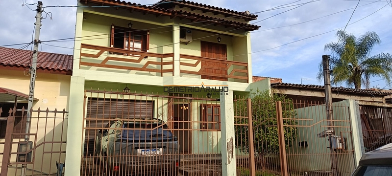 Lindo sobrado 03 dormitórios com suíte e vaga de garagem: 1ª foto da galeria de imagens do imóvel