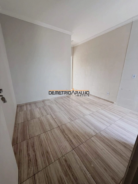: 2ª foto da galeria de imagens do imóvel