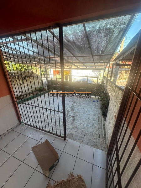 casa 3 dormitórios: 2ª foto da galeria de imagens do imóvel