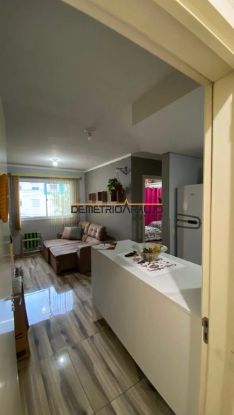 Apartamento / 2 Quartos / 1 Banheiro / 2 Vagas / Jardim Algarve: 3ª foto da galeria de imagens do imóvel