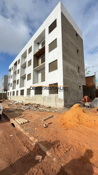 Apartamento um dormitório com sacada Porto Verde: 1ª foto da galeria de imagens do imóvel