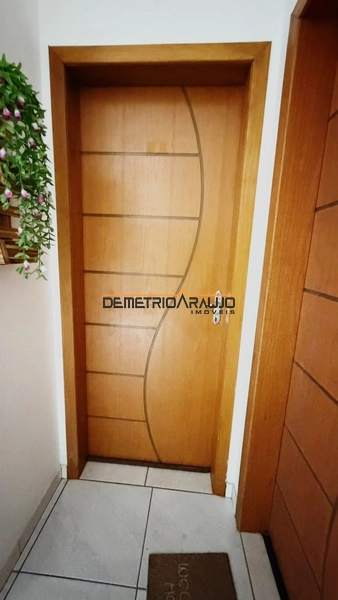 : 2ª foto da galeria de imagens do imóvel