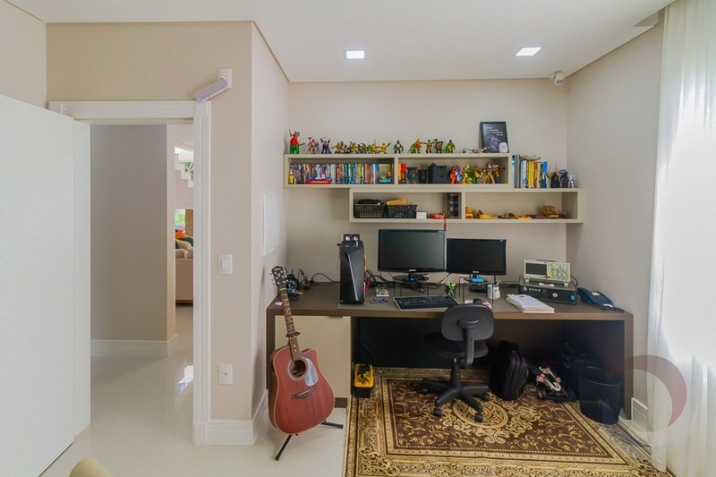Linda casa em Condomínio Fechado em Santo Antônio: 30ª foto da galeria de imagens do imóvel