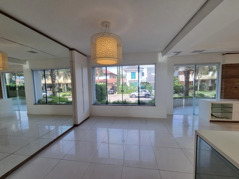 Casa no Jurere Internacional com 4 suítes e garagem para 6 carros: 12ª foto da galeria de imagens do imóvel