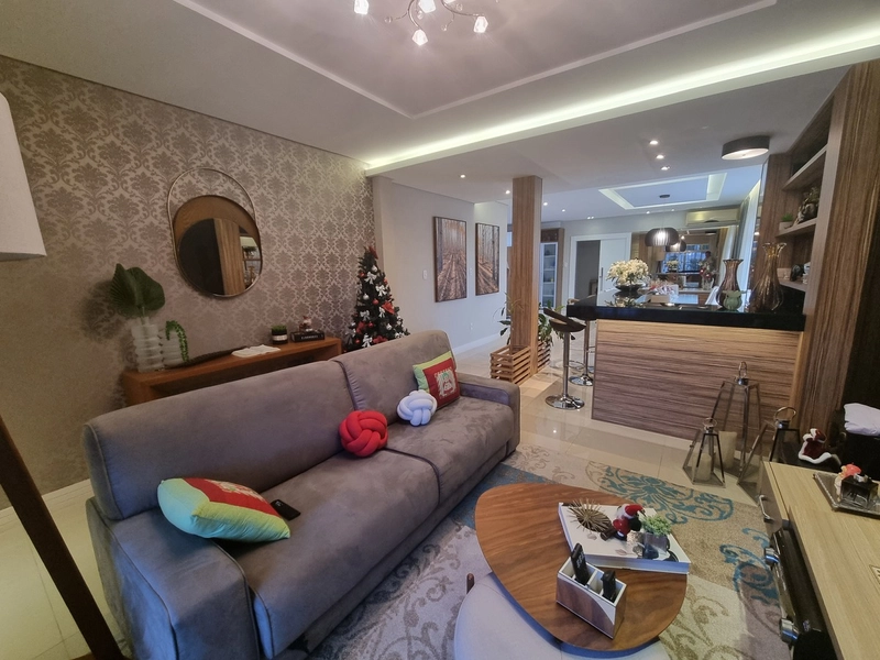 Casa no Estreito com 4 quartos sendo 1 suíte: 1ª foto da galeria de imagens do imóvel