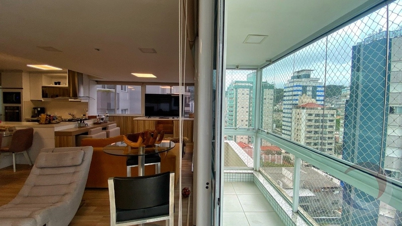 Linda cobertura duplex no Centro: 5ª foto da galeria de imagens do imóvel